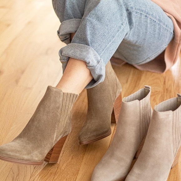 MARC FISHER ALVA BOOTS - Picture 5 of 6